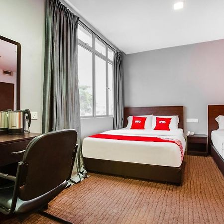 Oyo 89652 P Line Hotel Johor Bahru Zewnętrze zdjęcie