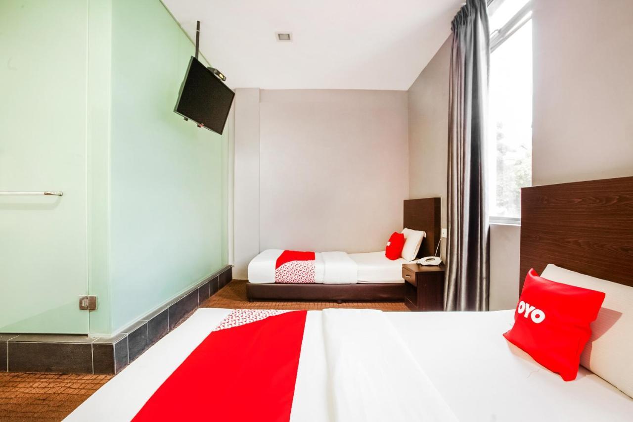 Oyo 89652 P Line Hotel Johor Bahru Zewnętrze zdjęcie