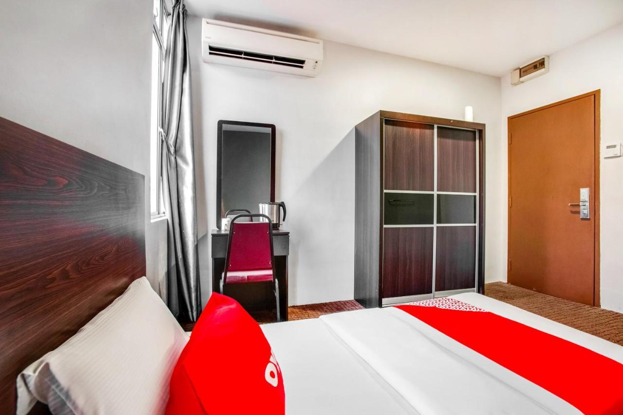 Oyo 89652 P Line Hotel Johor Bahru Zewnętrze zdjęcie