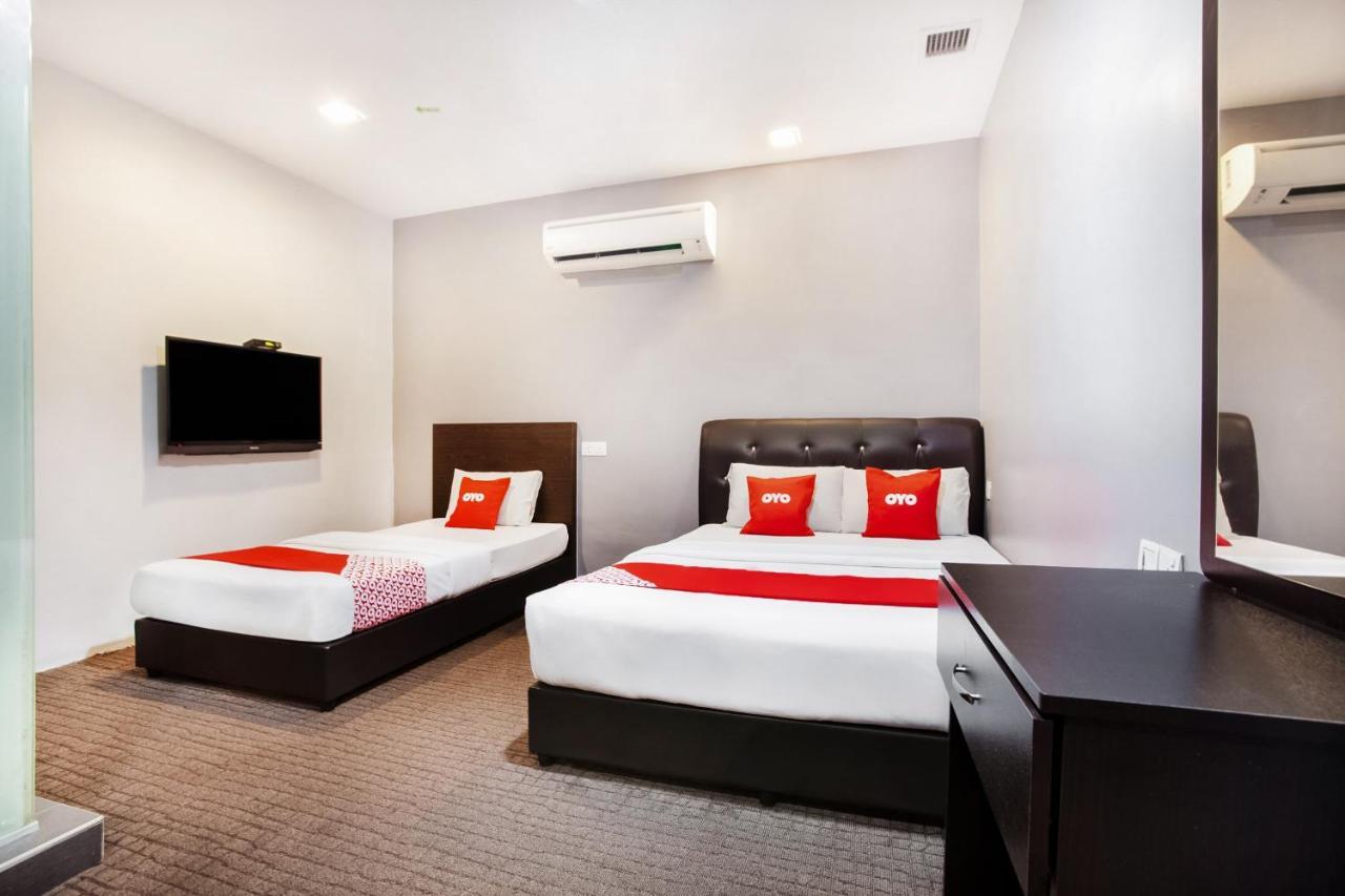 Oyo 89652 P Line Hotel Johor Bahru Zewnętrze zdjęcie