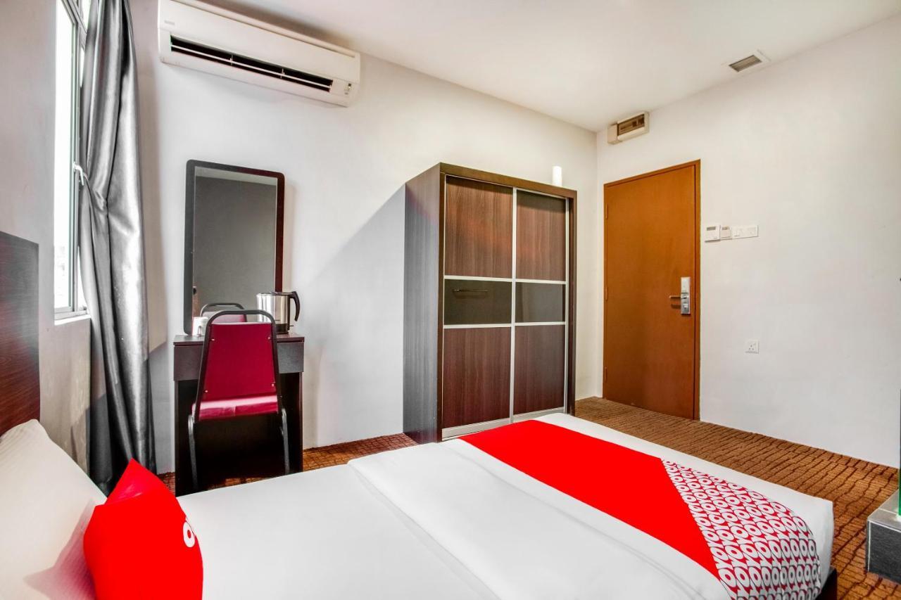 Oyo 89652 P Line Hotel Johor Bahru Zewnętrze zdjęcie